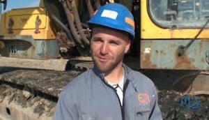 Travaux maritimes et fluviaux : Grutier
